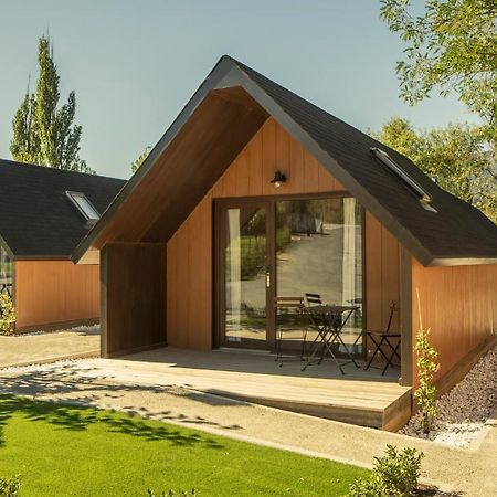 El Arrebol Comfort Camp Хака Екстериор снимка