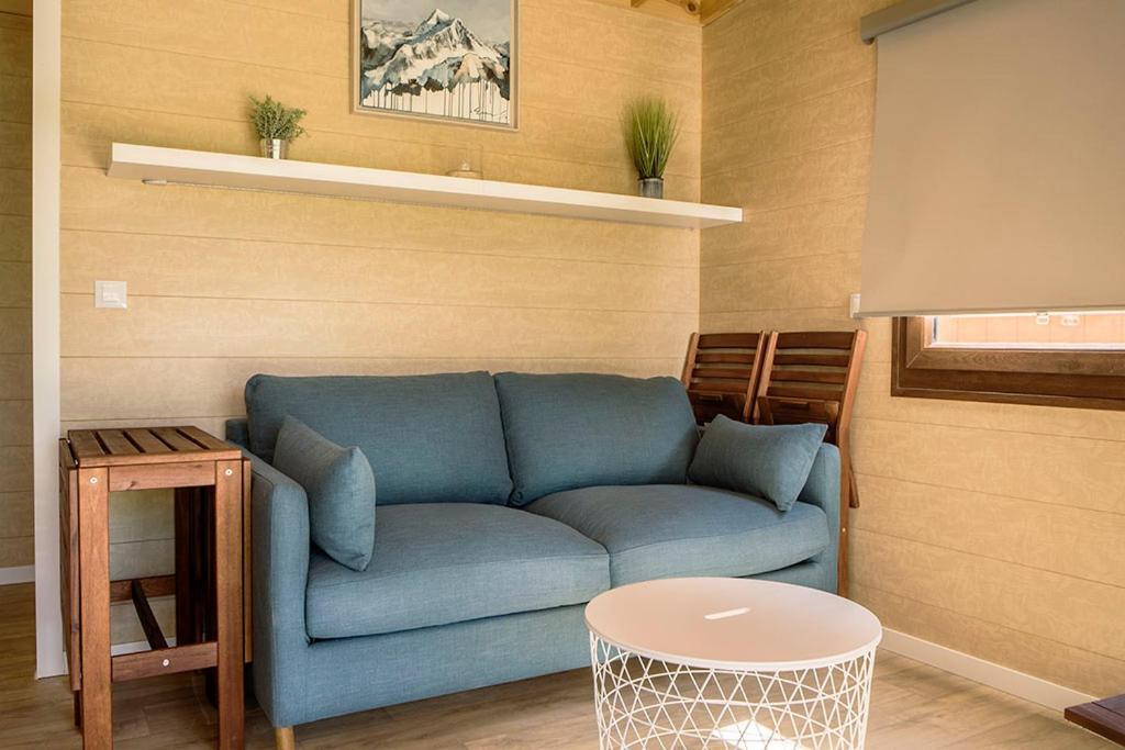 El Arrebol Comfort Camp Хака Екстериор снимка